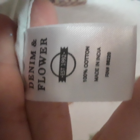 Denim & Flower Men's Pineapple Print Hawaiian shirt size XL - Picture 5 of 6